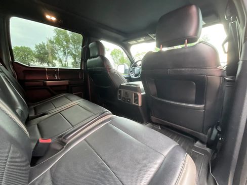 Used 2018 Ford F150 Raptor w/ Equipment Group 802A Luxury AWD/4WD image 13