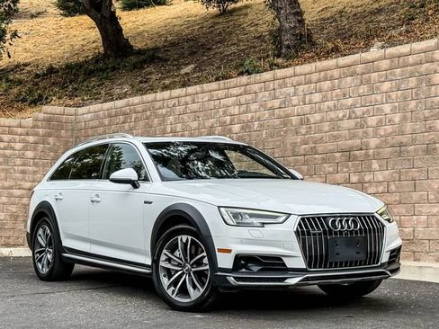 Used 2017 Audi A4 2.0T allroad Prestige w/ Prestige Package AWD/4WD image 13