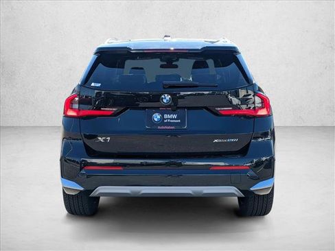 Used 2024 BMW X1 xDrive28i w/ Convenience Package image 7