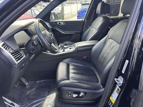 Used 2019 BMW X5 xDrive40i w/ M Sport Package image 15