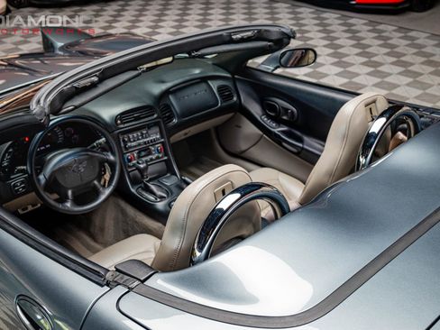 Used 2004 Chevrolet Corvette Convertible w/ Preferred Equipment Group RWD image 69