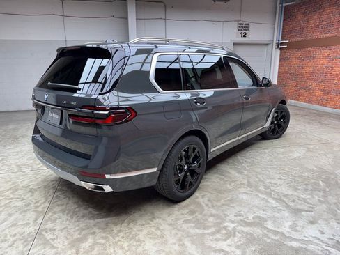 New 2026 BMW X7 xDrive40i image 5