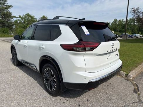 New 2026 Nissan Rogue Platinum AWD/4WD image 7