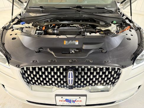 Used 2023 Lincoln Aviator Black Label Grand Touring w/ Class IV Trailer Tow Package image 32