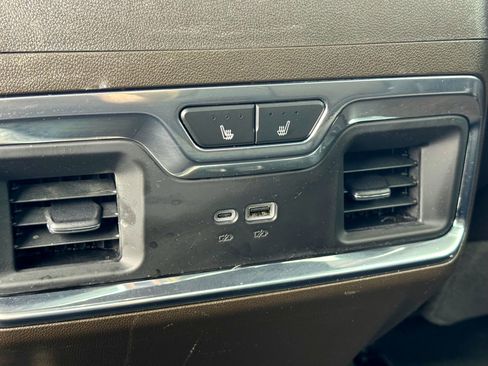 Used 2024 GMC Sierra 2500 Denali w/ Denali Reserve Package image 23