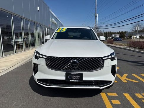 Certified 2025 Volvo XC90 B5 Plus image 7