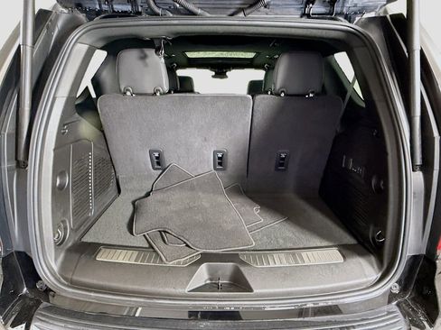 Used 2024 Chevrolet Tahoe Premier image 27