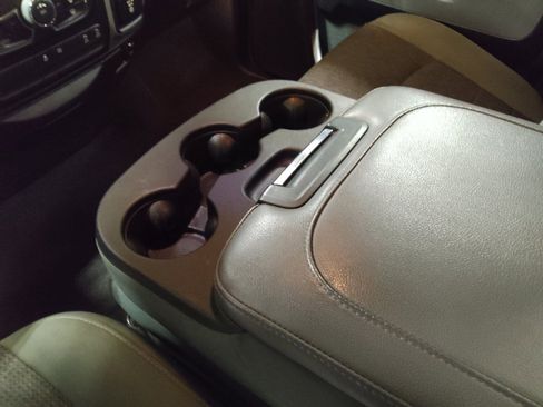 Used 2016 RAM 1500 Big Horn image 26