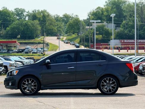 Used 2016 Chevrolet Sonic LTZ w/ Dusk Package FWD image 5