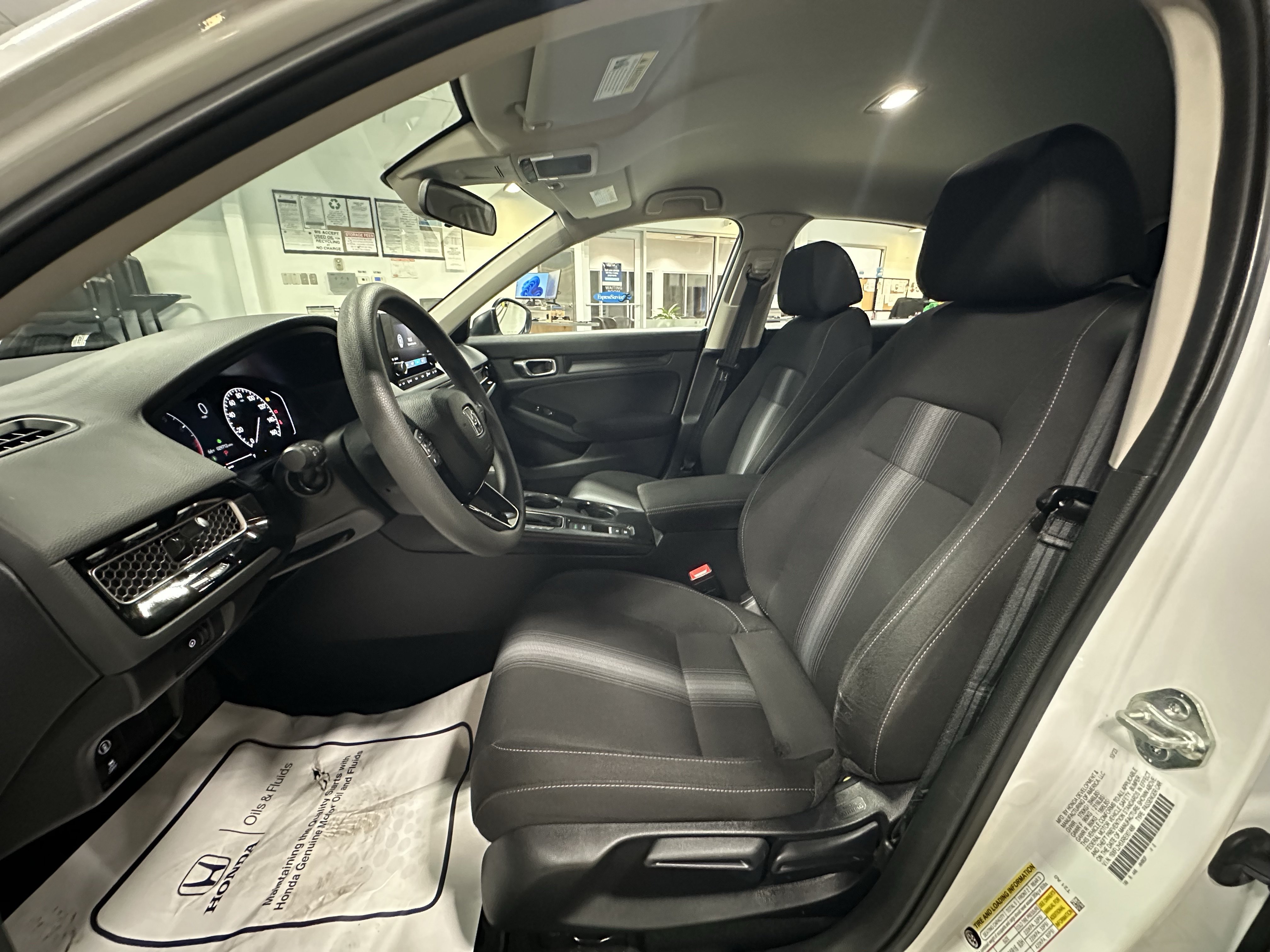 Used 2024 Honda Civic LX image 9