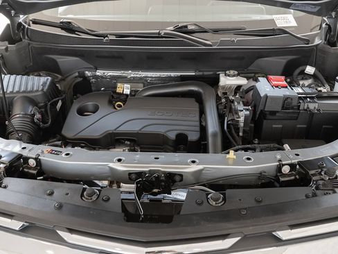 Used 2026 Chevrolet Equinox LT FWD image 13