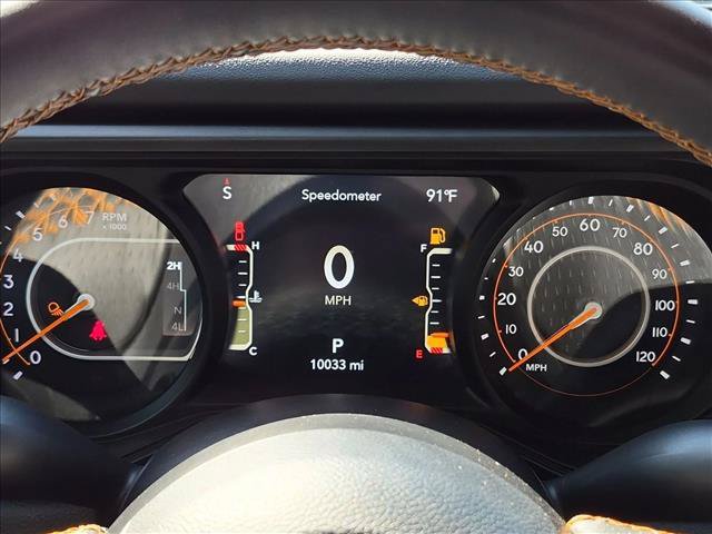 Used 2024 Jeep Gladiator Mojave w/ Technology Group AWD/4WD image 12