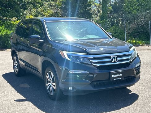 Used 2016 Honda Pilot EX image 3