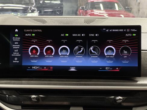 Used 2023 BMW X7 xDrive40i image 21