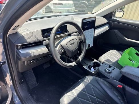 Used 2023 Ford Mustang Mach-E Select RWD image 6