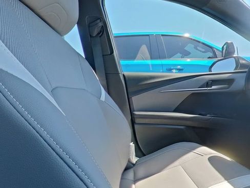 Used 2025 Toyota Camry SE w/ Multimedia Upgrade Package FWD image 33