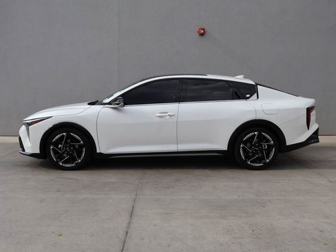 Used 2025 Kia K4 GT-Line w/ GT-Line Premium Package FWD image 2