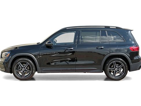 Used 2024 Mercedes-Benz GLB 250 image 10