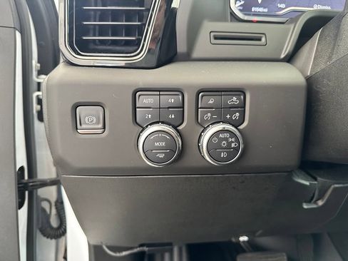 Used 2024 GMC Sierra 2500 AT4 w/ Max Trailering Package AWD/4WD image 20