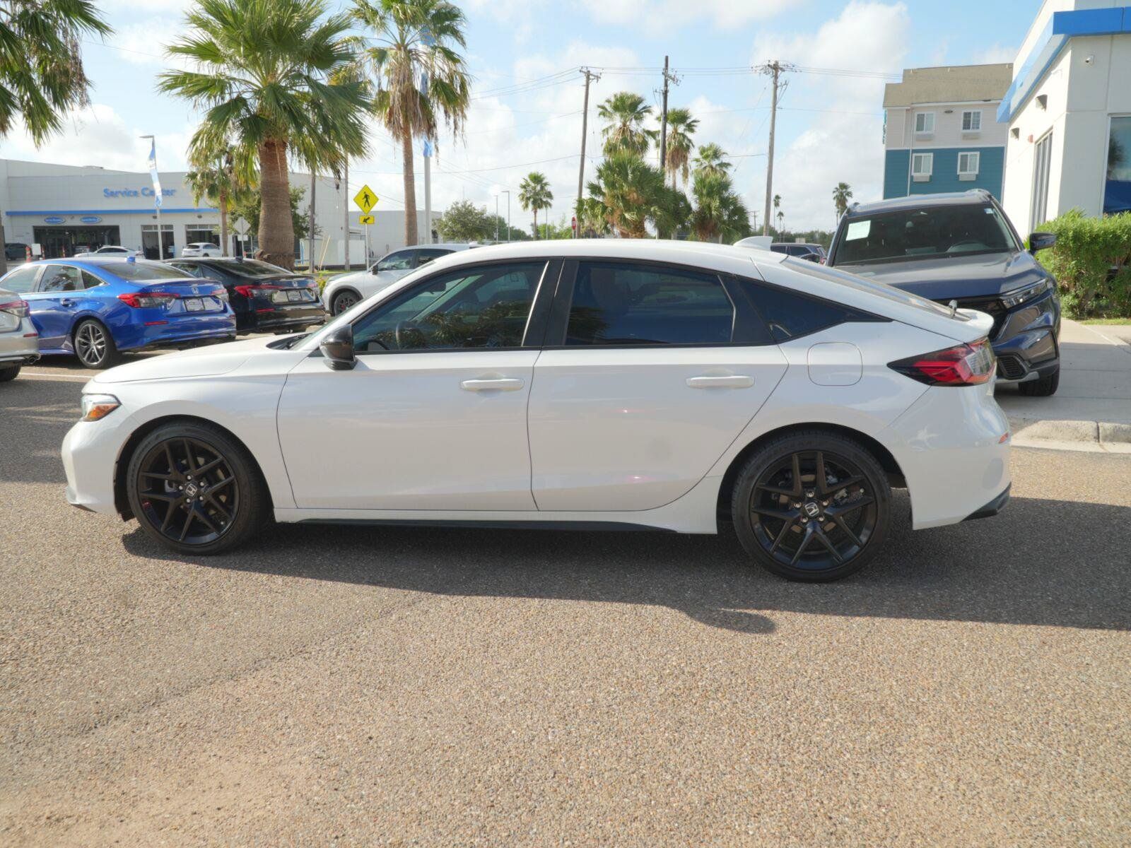 Used 2025 Honda Civic Sport image 8