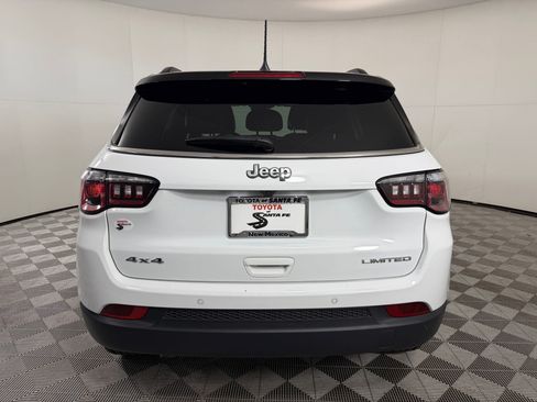 Used 2025 Jeep Compass Limited AWD/4WD image 9