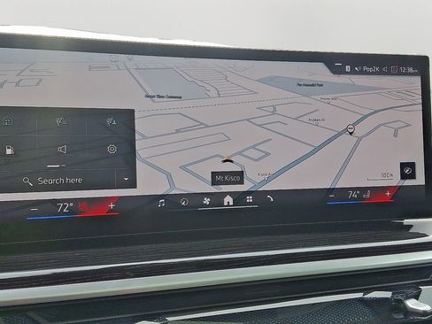 Certified 2026 BMW X7 xDrive40i w/ Executive Package image 19