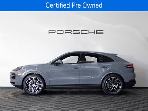 Certified 2026 Porsche Cayenne Coupe AWD/4WD image 2