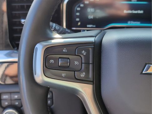 Used 2024 Chevrolet Silverado 2500 LTZ image 25