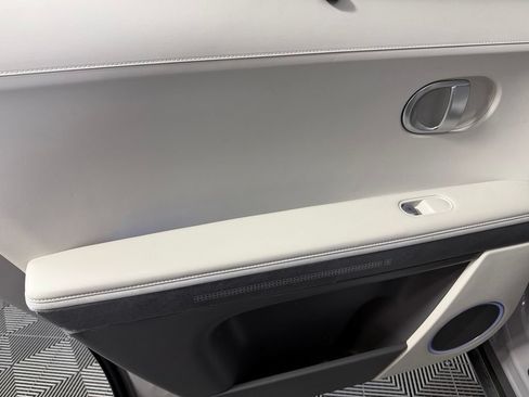 Used 2023 Hyundai Ioniq 5 Limited RWD image 29