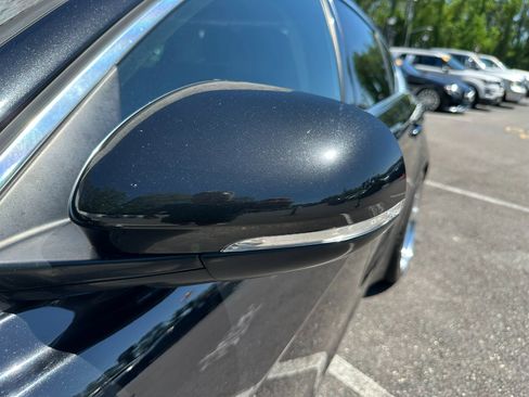 Used 2020 Jaguar XE S image 9