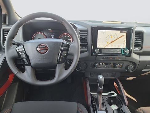 Certified 2024 Nissan Frontier Pro-X RWD image 12