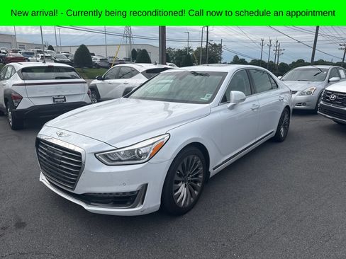 Used 2017 Genesis G90 5.0 Ultimate RWD image 1