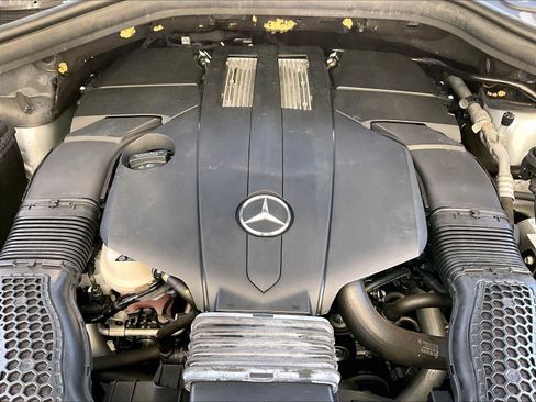 Used 2019 Mercedes-Benz GLS 450 4MATIC image 32
