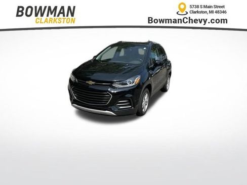 Used 2019 Chevrolet Trax LT w/ Driver Confidence Package FWD image 1
