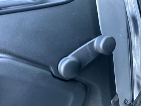 Used 2018 Jeep Wrangler Unlimited Sport image 19