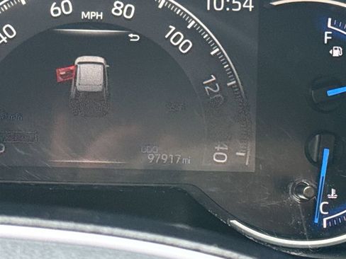 Used 2021 Toyota RAV4 Limited AWD/4WD image 10