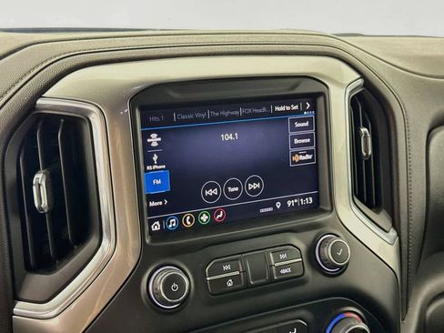 Used 2019 Chevrolet Silverado 1500 LT Trail Boss AWD/4WD image 14