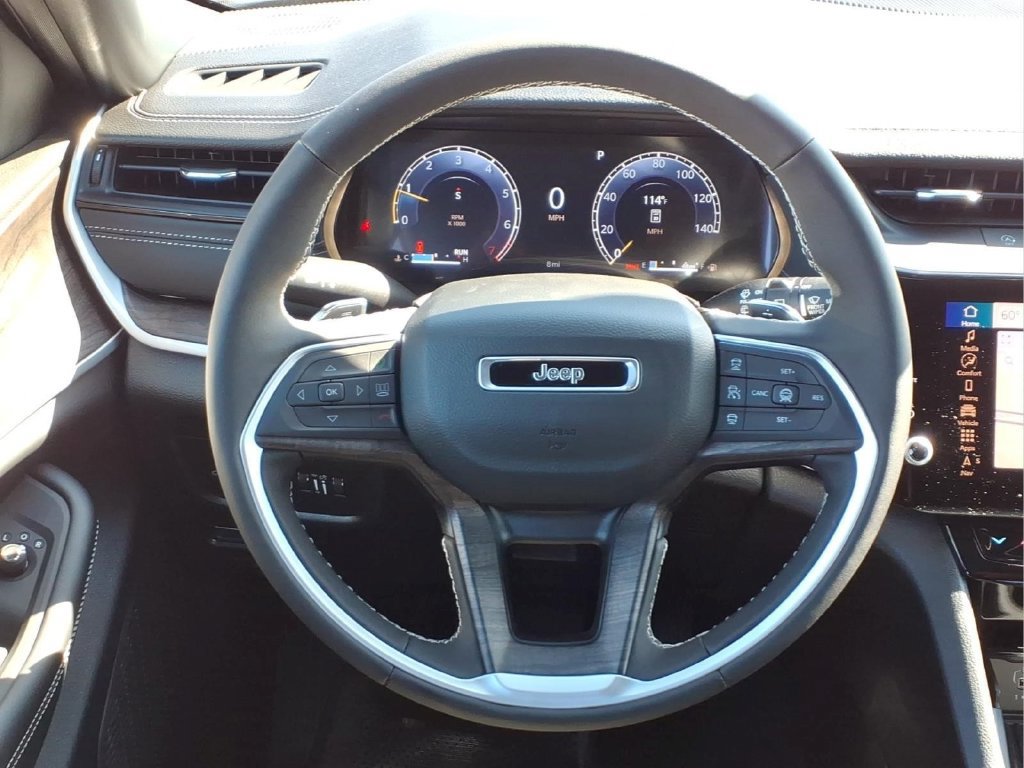 New 2026 Jeep Grand Cherokee Altitude RWD image 15