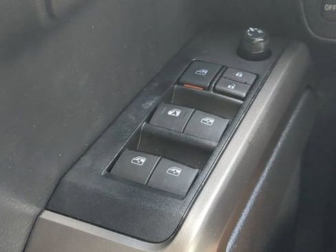 Certified 2022 Toyota Tacoma SR5 image 23