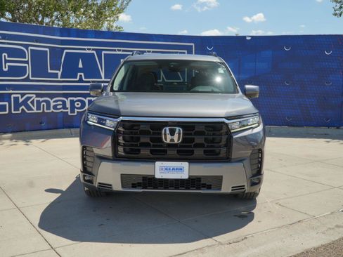 New 2026 Honda Pilot Elite image 2