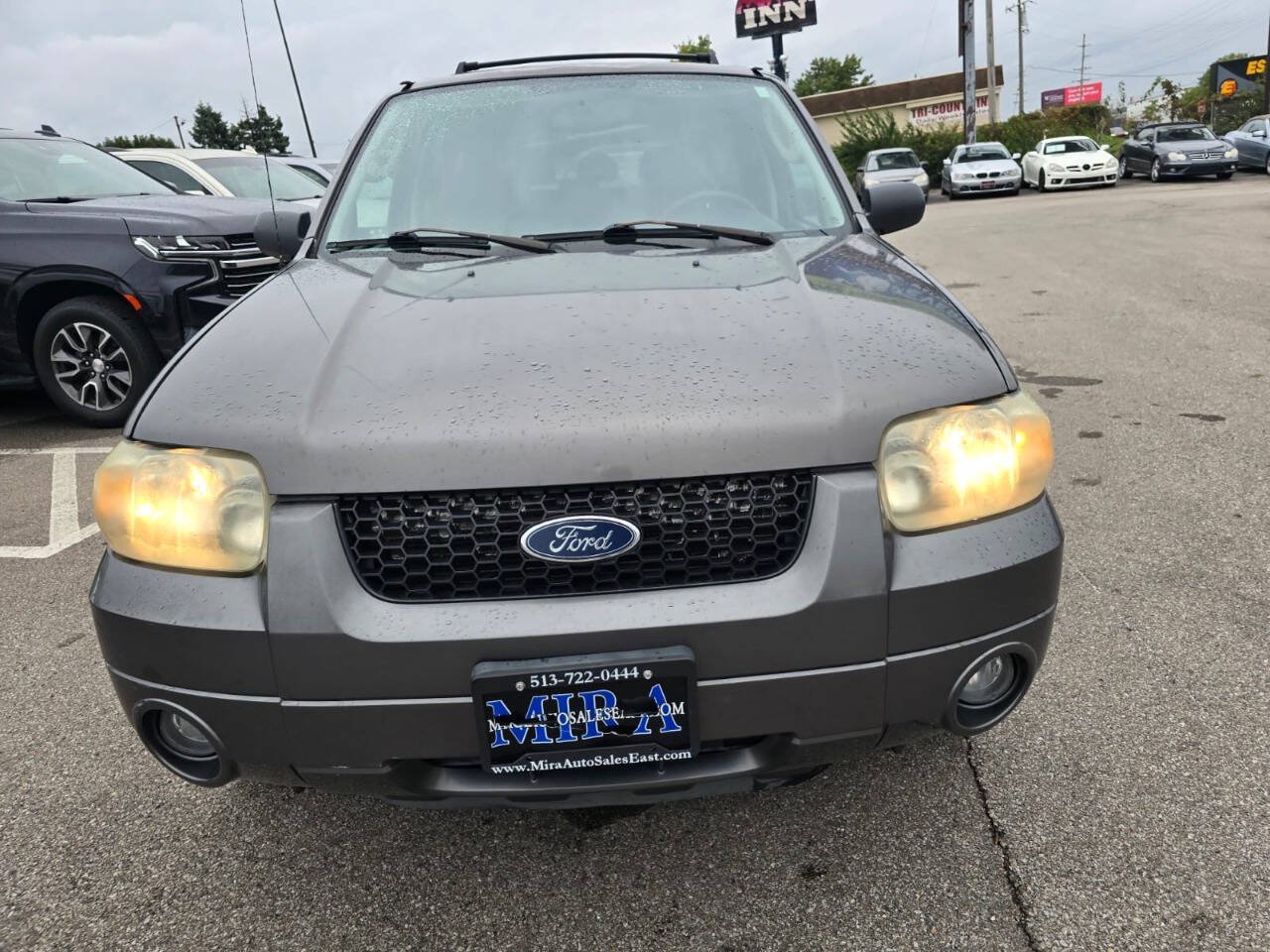 Used 2005 Ford Escape Limited FWD image 4