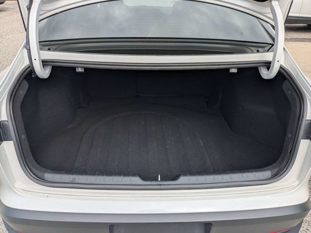 Used 2025 Kia K4 EX FWD image 16