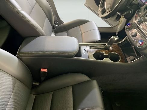 Used 2014 Chevrolet Impala LT FWD image 39