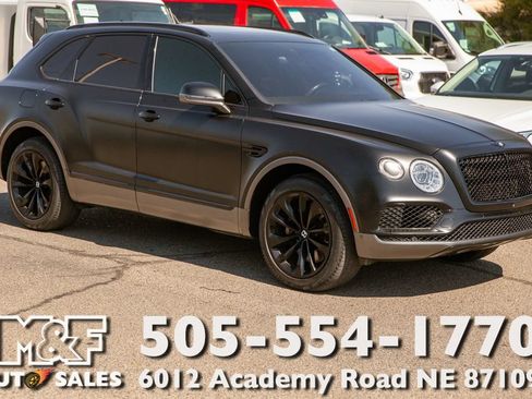 Used 2018 Bentley Bentayga AWD/4WD image 1