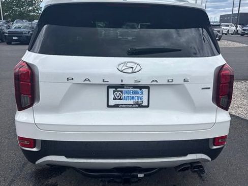 Used 2022 Hyundai Palisade SEL w/ Premium Package AWD/4WD image 3