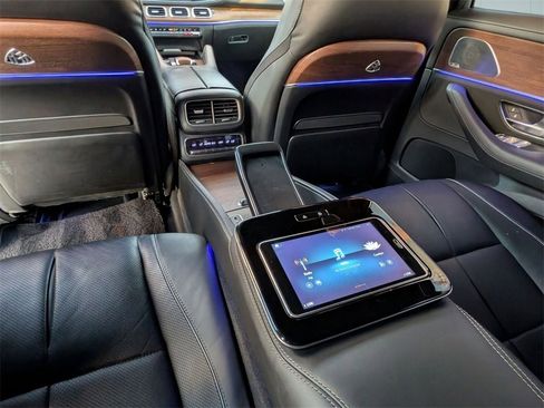 Used 2021 Mercedes-Benz Maybach GLS 600 Maybach GLS 600 image 41