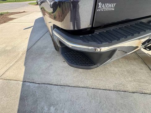 Used 2023 GMC Sierra 1500 SLT w/ SLT Premium Package AWD/4WD image 25