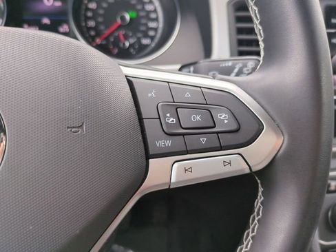 Used 2021 Volkswagen Atlas Cross Sport SE image 30