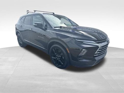 Used 2024 Chevrolet Blazer Premier w/ LPO, Floor Liner Package AWD/4WD image 8