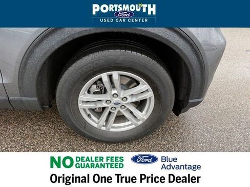 Used 2022 Ford Explorer XLT w/ Equipment Group 202A AWD/4WD image 41